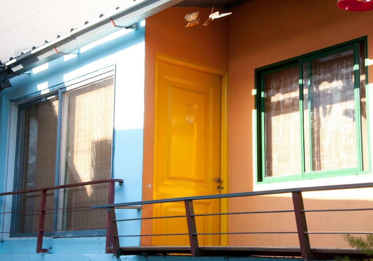 Back In Ba Hostel Buenos Aires Exterior photo